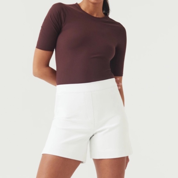 NEW Spanx On the Go Ultimate Opacity Classic White Shorts - Picture 11 of 13